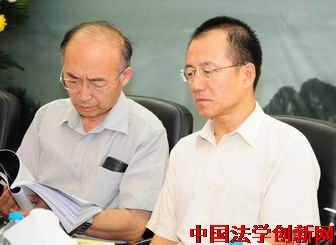 清華大學師生深切緬懷何美歡教授