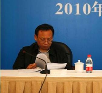 中南大學法學院推動我國首部政府服務(wù)法規(guī)出臺