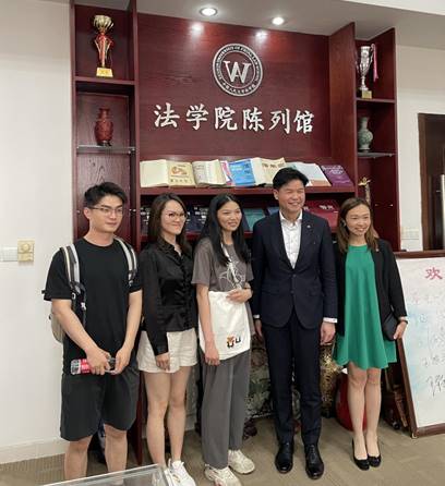 �f��: �c�W�����^����