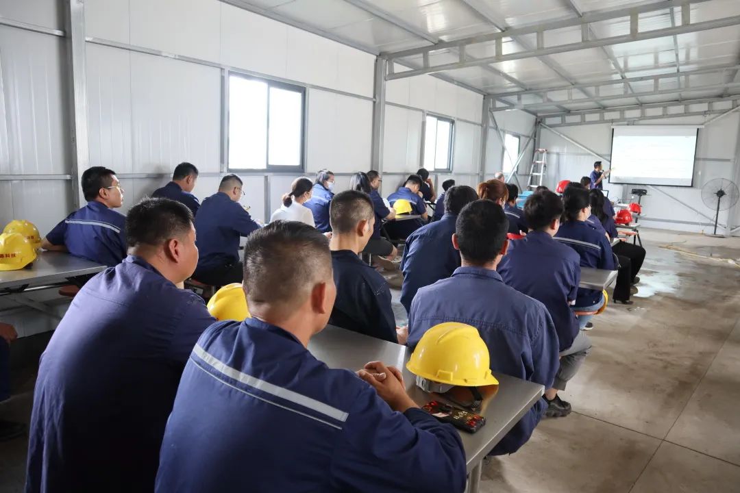 開展“安全生產(chǎn)月”系列活動(dòng)，筑牢安全防火墻